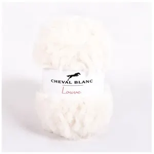 Non communiqué Pelote de fourrure Louve - Cheval Blanc(...) - 016 Blanc