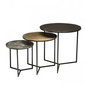 MACABANE 3 tables gigognes rondes aluminium noir doré argenté métal noir D60 pas cher