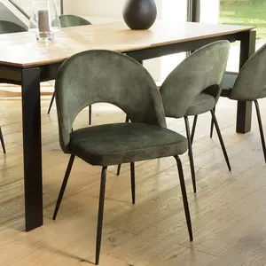 Comparateur de prix : MACABANE Tom - lot de 2 chaises dossier ouvert tissu velours vert pieds noir