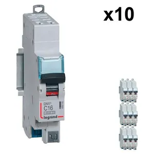 Comparateur de prix : LEGRAND Auto - Lot de 10 Disjoncteurs DNX3 4500 - auto/auto - u+n 230V 16A - 4,5kA - courbe c - 1 mod (406783)