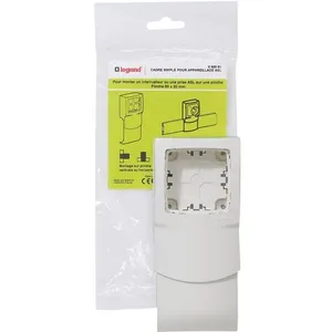 Comparateur de prix : LEGRAND Cadre pour plinthe 80 x 20 mm vg 1 poste