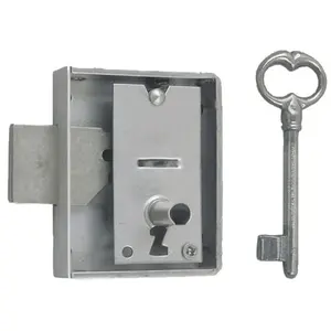 Comparateur de prix : Select Serrure encloisonnée 305 largeur 60mm axe 35mm droite fer limé 1 clé - DEVISMES - 3305335
