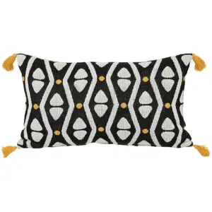 Comparateur de prix : ATMOSPHERA Coussin décoratif Noir & Ocre motifs colorés avec pompons 30 x 50 cm