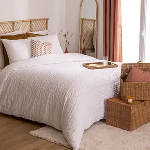 Parure de lit Irhia 260x240cm blanc Atmosphera Créateur D'intérieur pas cher