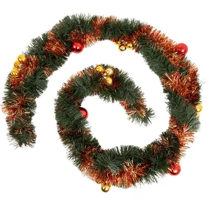 Comparateur de prix : Guirlande de Noël large 10 cm Vert Rouge avec déco Boules Or et Rouge ...
