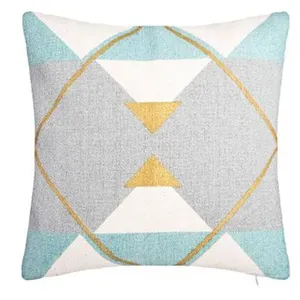 Comparateur de prix : AC-DECO Créateur d'intérieur - Housse de Coussin Imprimé Geom 40x40cm Multicolore