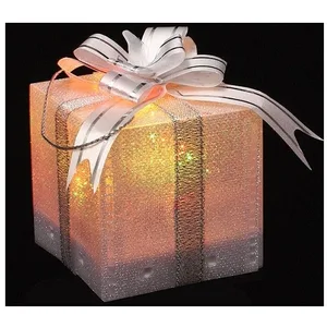 Comparateur de prix : Pp No Name Déco de Noël Lumineuse Paquet cadeau à poser LED à variation de couleur