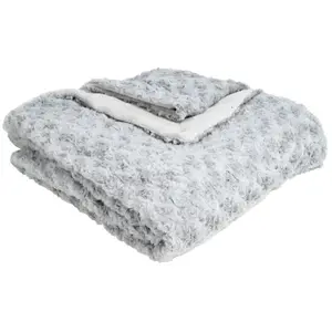 ATMOSPHERA Plaid effet fourrure bouclée 120x160cm gris clair en polyester pas cher