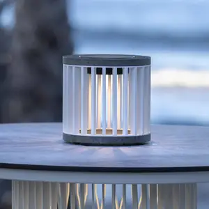Les Jardins Lampe de table solaire LED Halo, blanc, alu/graniteVendu parluminaire