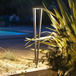 Les Jardins Torche solaire à LED Tinka, grise, 90 cm, piquet de terreVendu parluminaire