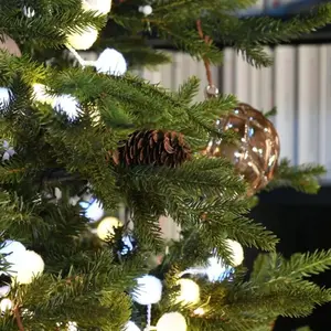 Guirlandes boules de coton lumineuses blanc pur pas cher