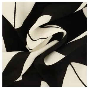 sperenza Tissu coton viscose imprimé de formes géométriques vendu au mètre(...)... pas cher