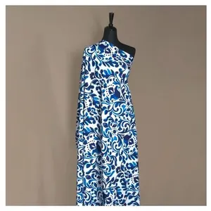 GENERIQUE Tissu viscose digital fleuri vendu au mètre(...) - 5,5 Bleu pas cher