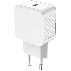 Comparateur de prix : BIGBEN Connected - Adaptateur secteur - 100 % de plastique recyclé - 2...