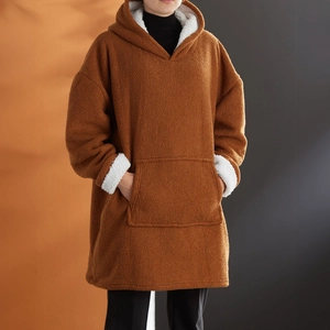 Today Sweat Plaid Bouclette en polyester CAPUCHE 70 x 87 MOKA Caramel pas cher