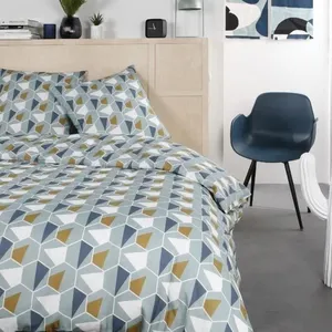 PARURE DE LIT TODAY - HOUSSE DE COUETTE 220X240 + 2 TAIES D OREILLER 6... pas cher