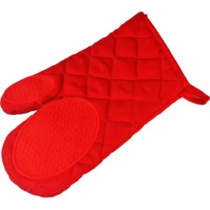 Comparateur de prix : Douceur d'Intérieur Gant de cuisine avec protection silicone - Cuistot - Rouge