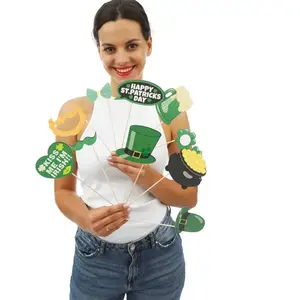 PTIT CLOWN 1 Lot de 10 pièces "Animation Photobooth fête St Patrick" REF/23250 pas cher