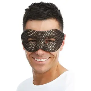 Comparateur de prix : Non communiqué masque loup pvc rigide clous steampunk adulte - générique 23372
