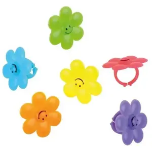 Comparateur de prix : Lot de 6 Bagues fleurs