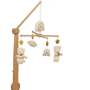 Sauthon Mobile Musical En Bois Avec Jouets En Coton Jaune pas cher