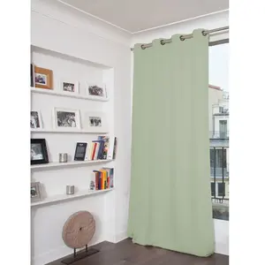 Moondream Rideau phonique thermique occultant vert amande 140x260Vendu parconforama