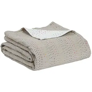 3S. x Home Maison Vivaraise Jeté Gastounet multico 260 x 260 pas cher