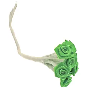 RueDeLaFete Sachet de 48 mini-Roses satin, Vert pas cher