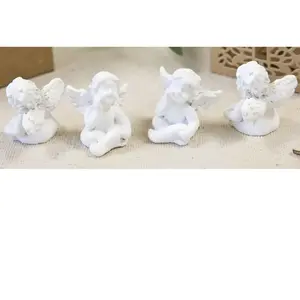 RueDeLaFete Lot de 4 petits Angelots assis en résine 3cm, Blanc pas cher