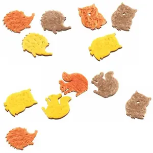 RueDeLaFete Sachet de 12 Animaux d'Automne bois/feutrine, à disperser 4cm pas cher
