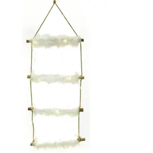 RueDeLaFete Echelle en bois et cordage jute avec fourrure et leds 35cm x 100cm pas cher
