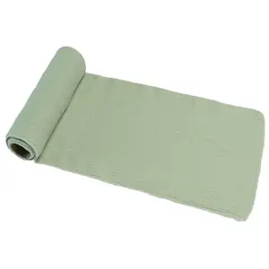 RueDeLaFete Chemin de table coton gaufré 3m Vert Sauge pas cher