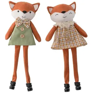 RueDeLaFete Déco Renard assis en tissu vichy assorti 27cm (x1) pas cher