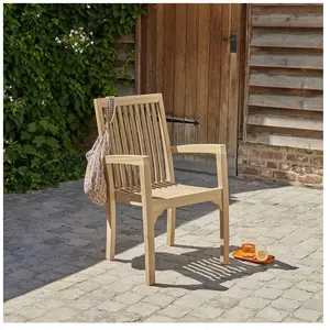 Berah Getah Fauteuil de jardin empilable en teck bru pas cher