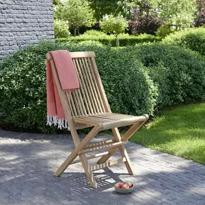 Chaise de jardin en bois de teck pas cher