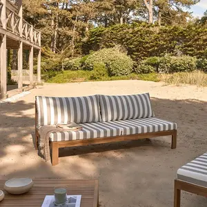 BOIS DESSUS BOIS DESSOUS PALMA  Canapé de jardin en teck massif rayé blanc et taupe Berah Getah