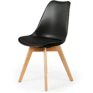 Comparateur de prix : THE CONCEPT FACTORY Chaise scandinave avec cousin - H. 83 cm - Noir