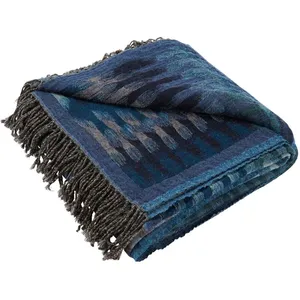 MADURA - Plaid Khan  en Laine au motif ikat graphique Ecru MaduraVendu parconforama