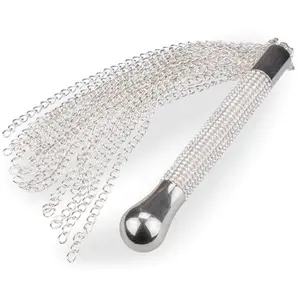 Martinet chaînes en métal et manche à strass