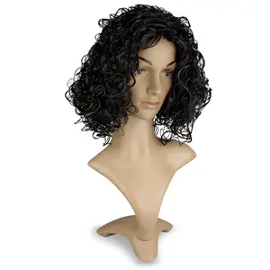 Perruque cheveux courts et bouclés pas cher
