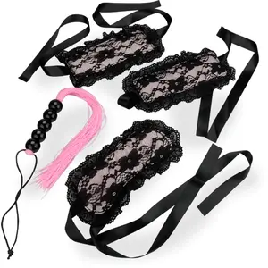 Kit BDSM masque, menottes et martinet en silicone Obey Me