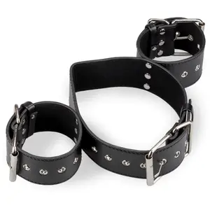 LOVE AND VIBES Contrainte BDSM cou et poignets