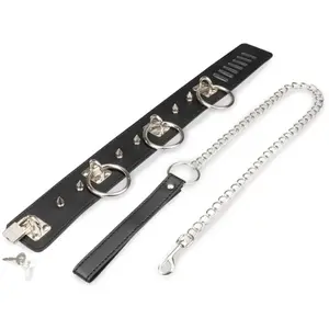 LOVE AND VIBES Collier BDSM anneaux et pointes pas cher