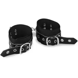 LOVE AND VIBES Menottes poignets BDSMVendu parlove-and-vibes