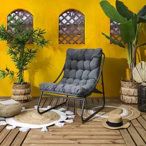 The Home Deco Factory Fauteuil détente de jardin en métal Dolce vita gris. pas cher