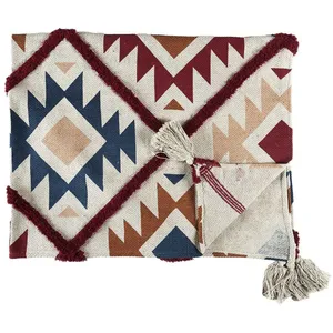 Comparateur de prix : HOME DECO FACTORY Plaid Tufté Imprimé "Ethnique" 150x200cm Multicolore