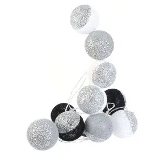 Comparateur de prix : AC-DÉCO Guirlande lumineuse 10 LED Boule Céleste - L. 192 cm - Argent et noir