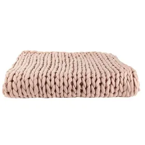 Comparateur de prix : The Home Deco Factory - Plaid grosses mailles Chunky 120 x 150 cm rose