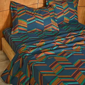 Becquet Drap plat JEUX GRAPHIQUES style chevrons, multicolore pas cher