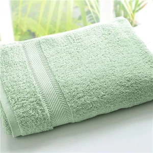 Becquet Drap de bain CLAIRE en coton vert jade pas cher